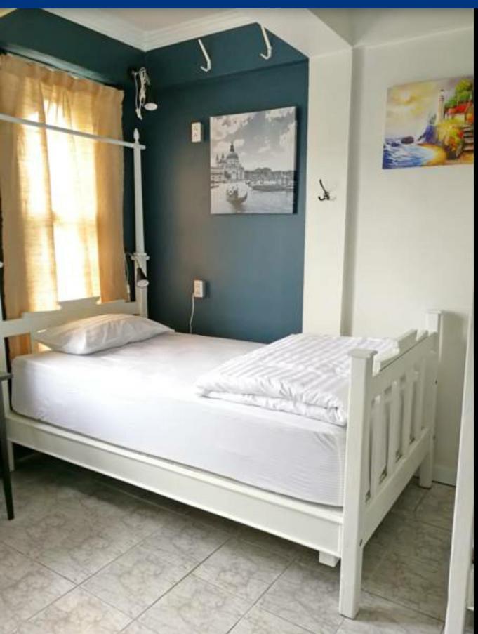Bed In Town Hostel Chiang Mai Exterior foto