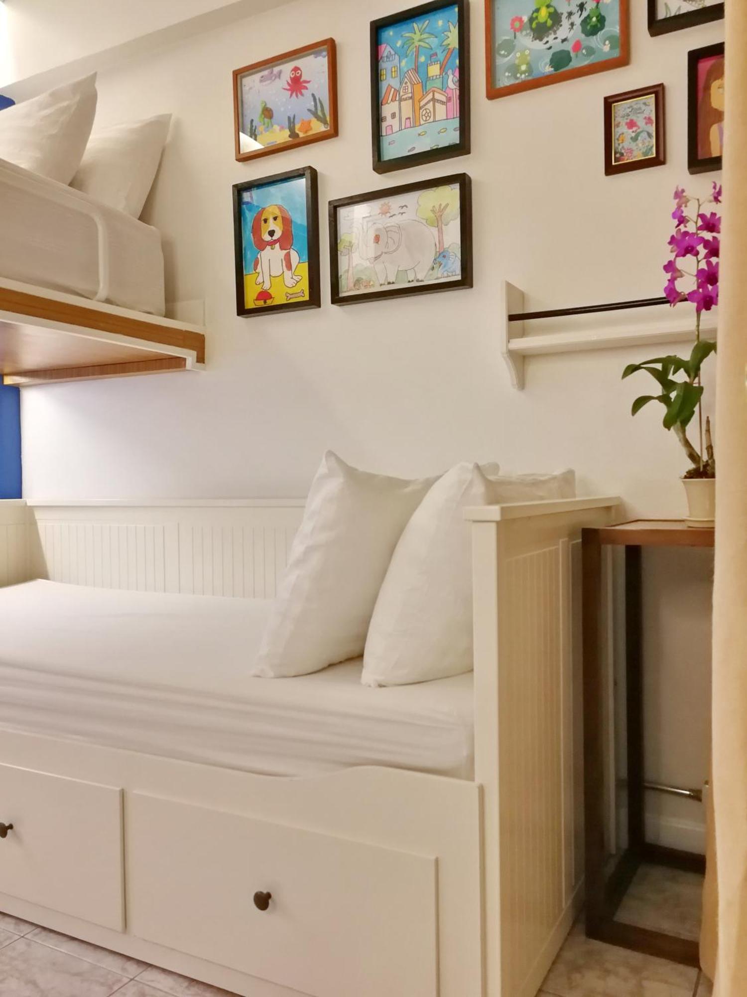Bed In Town Hostel Chiang Mai Exterior foto