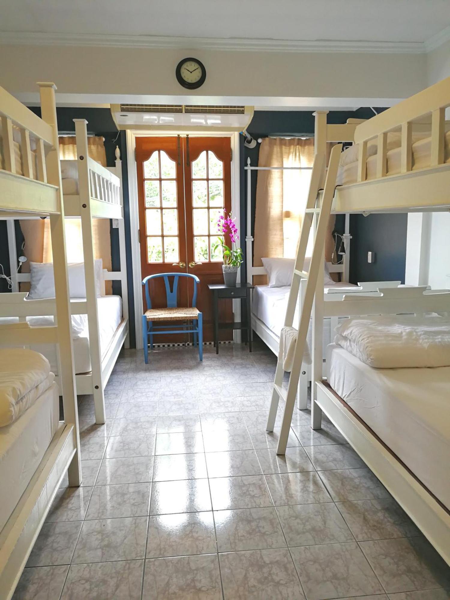 Bed In Town Hostel Chiang Mai Exterior foto